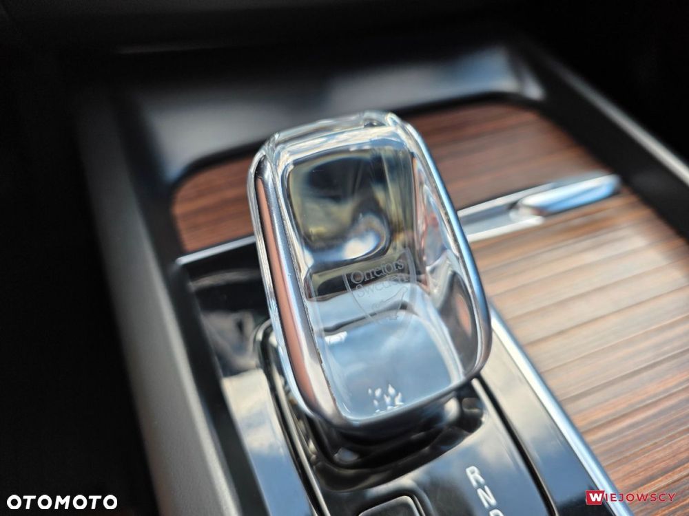 Volvo XC 60 - 24