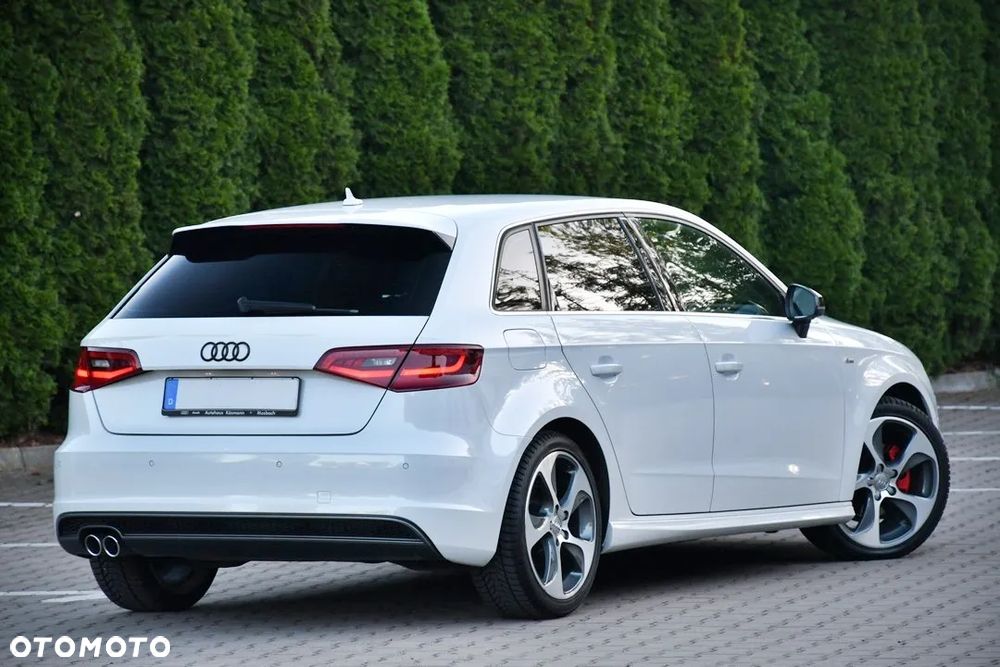 Audi A3 Sportback 2.0 TDI clean diesel Edycja specjalna - 18