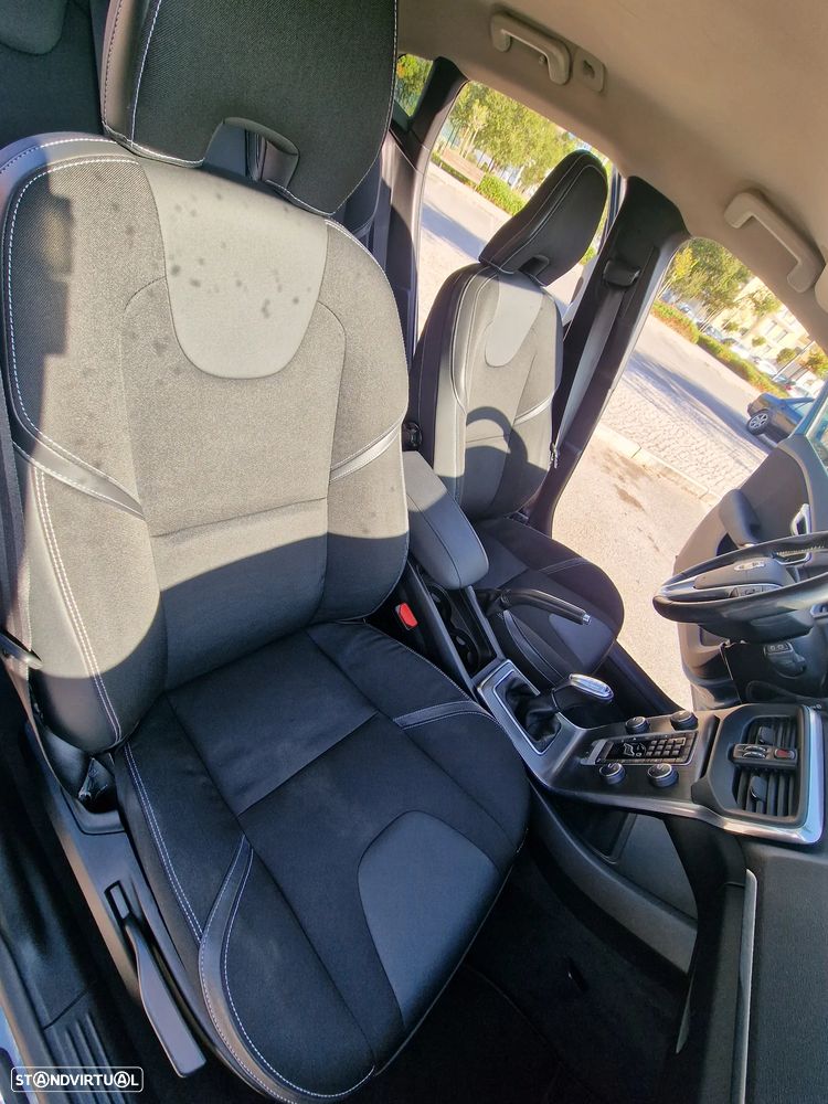 Volvo V40 1.6 D2 Eco Momentum - 7
