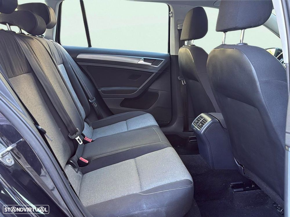 VW Golf Variant 1.6 TDi GPS Edition - 14