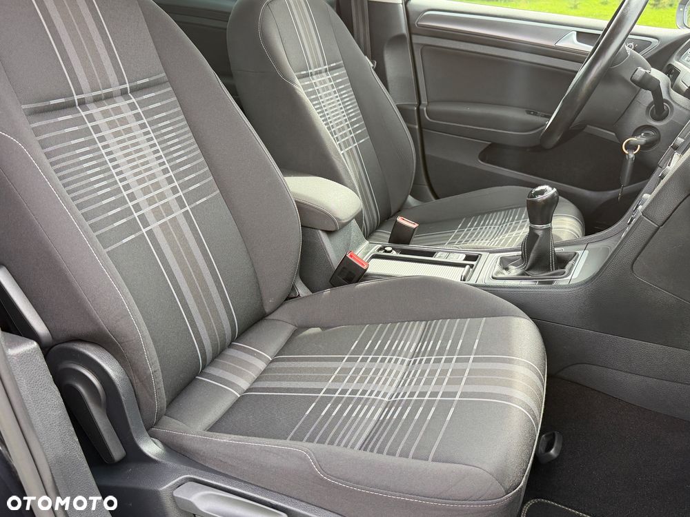 Volkswagen Golf 2.0 TDI Join - 14