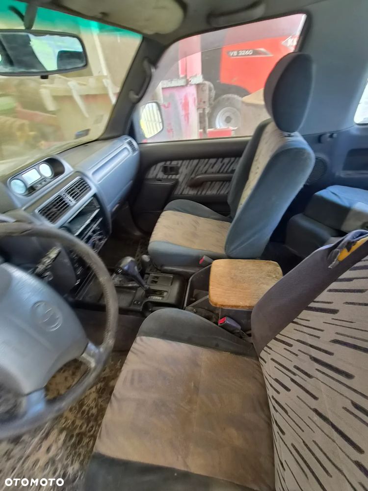 Toyota Land Cruiser - 2