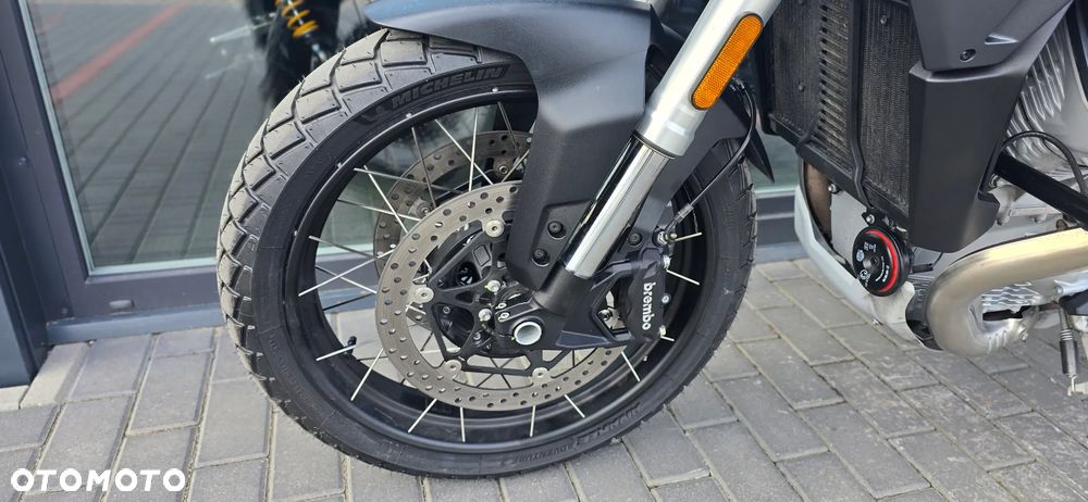 Moto Guzzi Stelvio - 28
