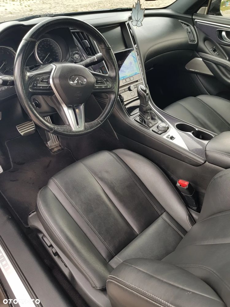 Infiniti Q60 - 7