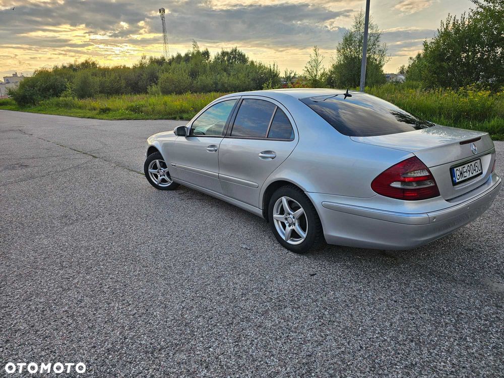 Mercedes-Benz Klasa E - 8