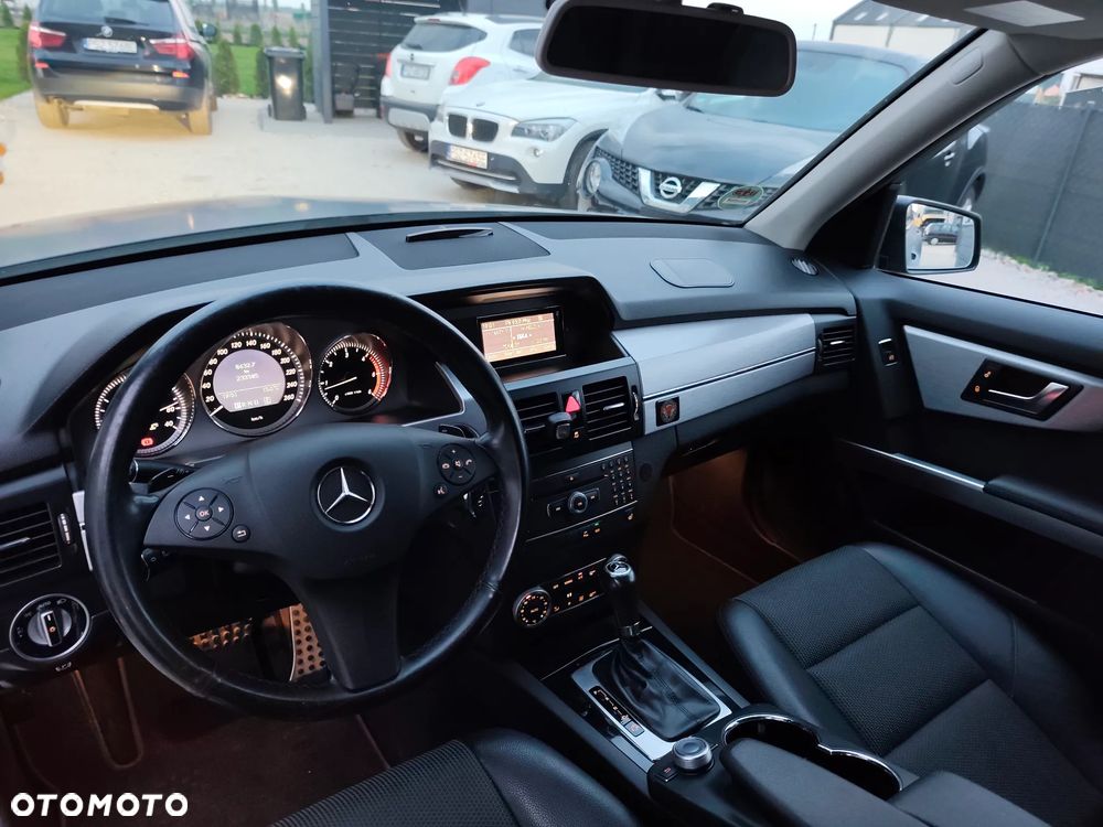 Mercedes-Benz GLK 220 CDI (BlueEFFICIENCY) 7G-TRONIC - 19