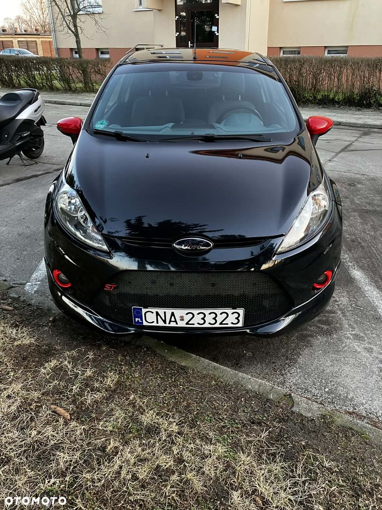 Ford Fiesta 1.4 Ghia - 11