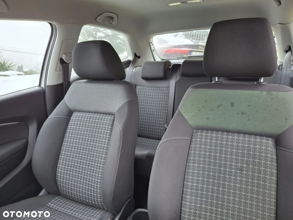 Volkswagen Polo 1.4 TDI (Blue Motion Technology) Highline - 28