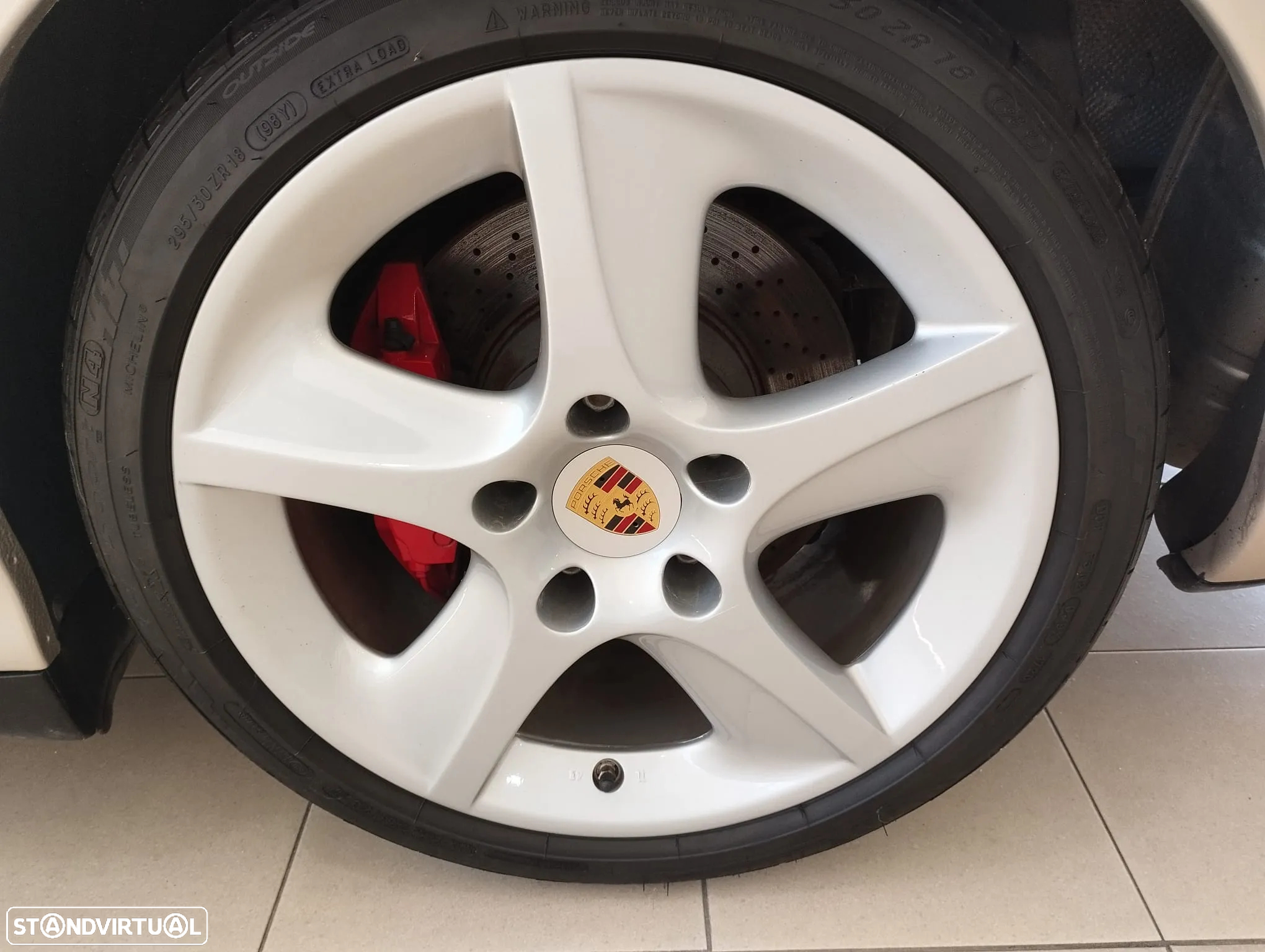 Porsche 911 (996) Carrera 4 S - 19