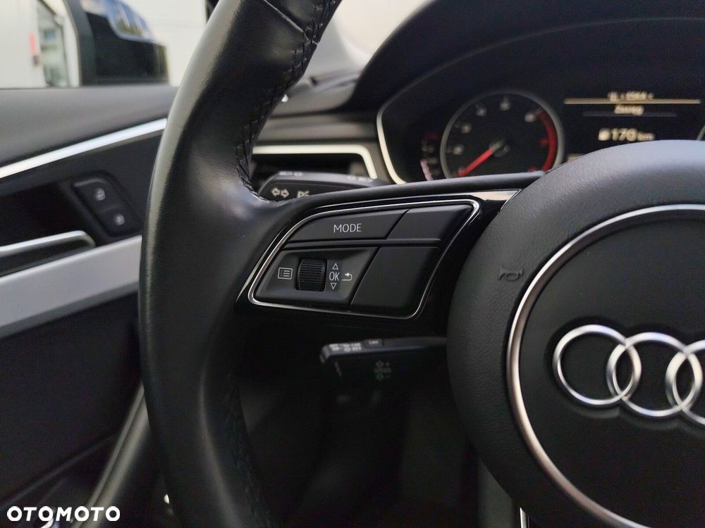 Audi A4 Limousine - 19