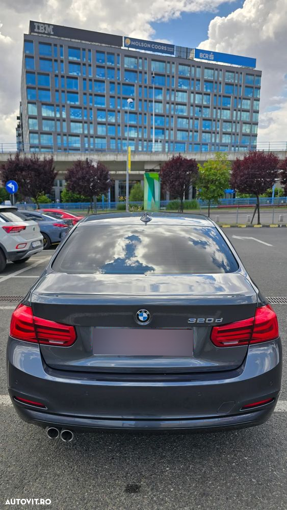 BMW Seria 3 320d Aut. Sport Line - 25