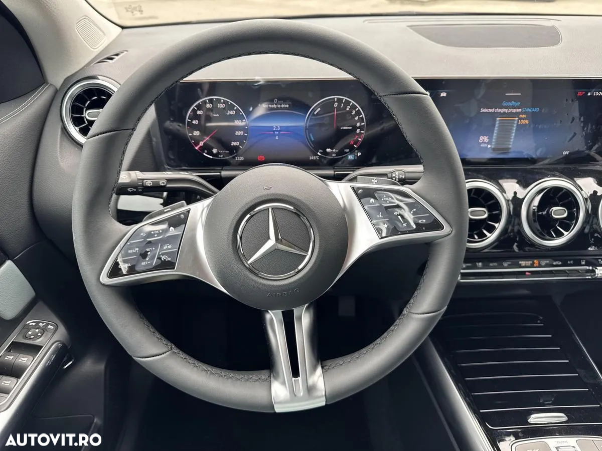 Mercedes-Benz GLA 250 e - 10