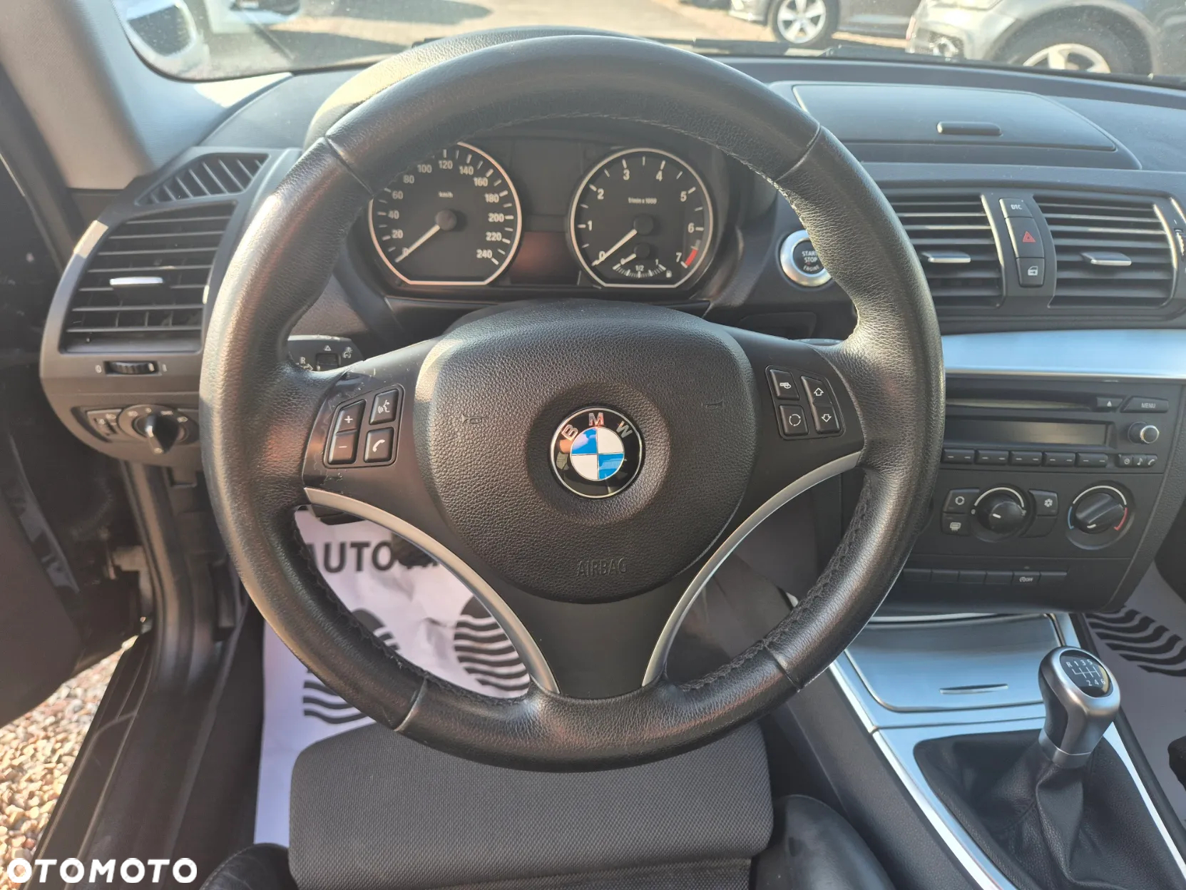 BMW Seria 1 116i Edition Sport - 32