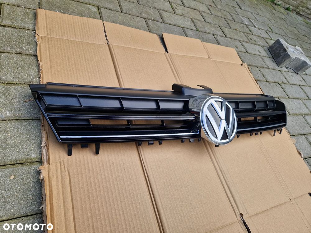 Grill Atrapa Vw Golf VII 2012 - - 2