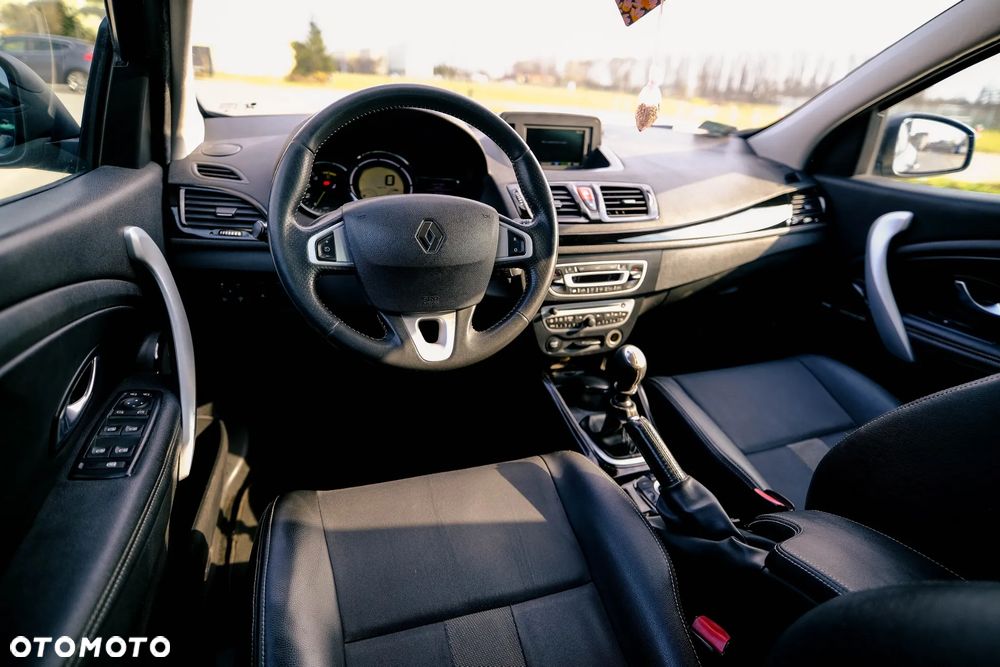 Renault Megane 1.9 dCi Bose Edition - 22