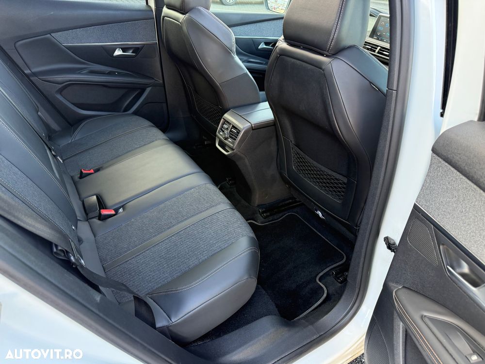 Peugeot 3008 - 21