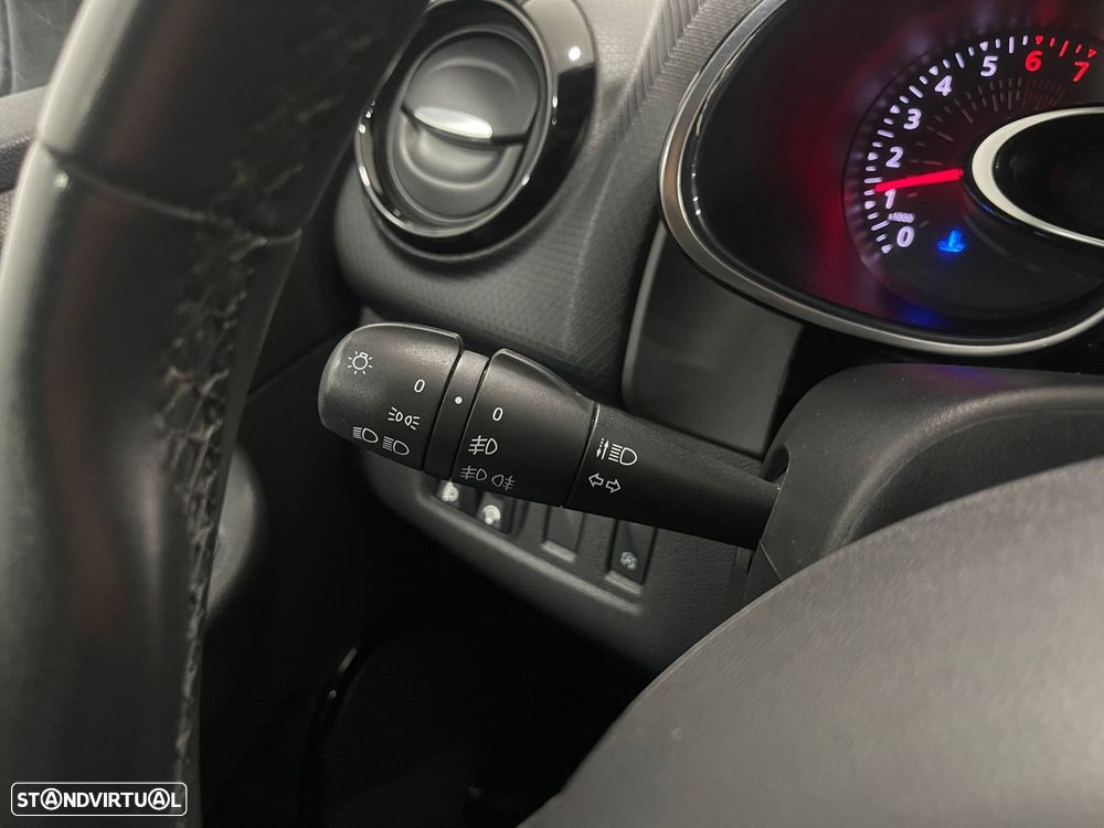 Renault Clio Sport Tourer 0.9 TCe Limited - 33