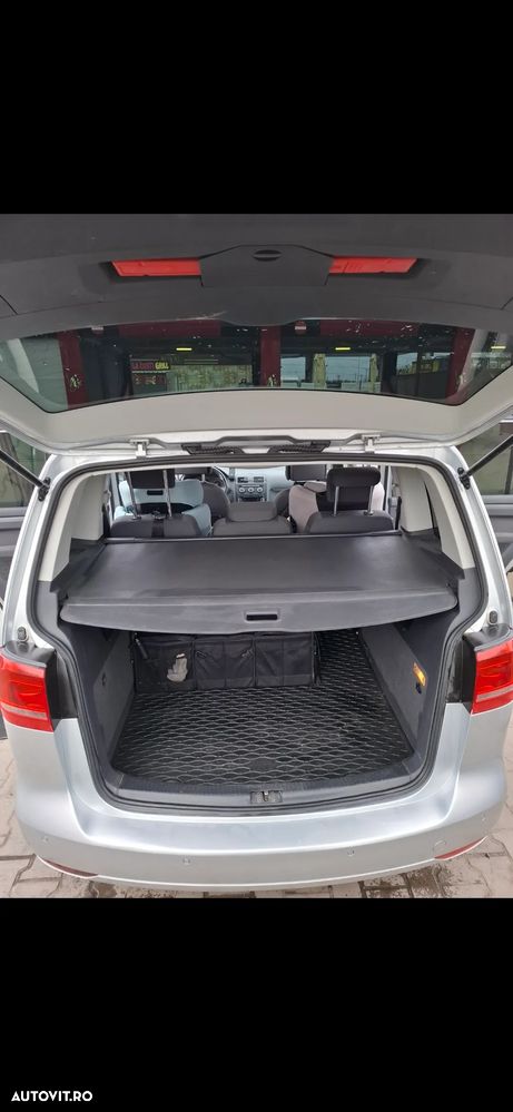 Volkswagen Touran 1.6 TDI Comfortline - 5