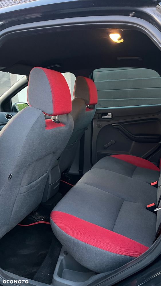 Ford Focus 2.5 ST - 15