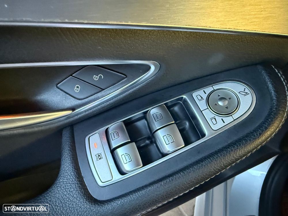 Mercedes-Benz C 180 d AMG Line - 15