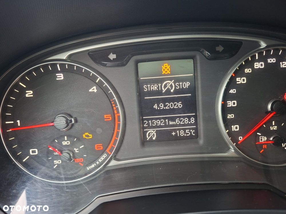 Audi A1 3-drzwiowe 1.6 TDI S line edition - 16