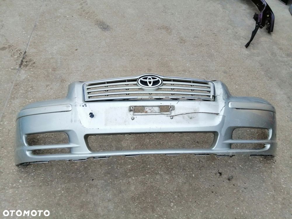 Toyota AVENSIS T25 zderzak przód przedni - 1