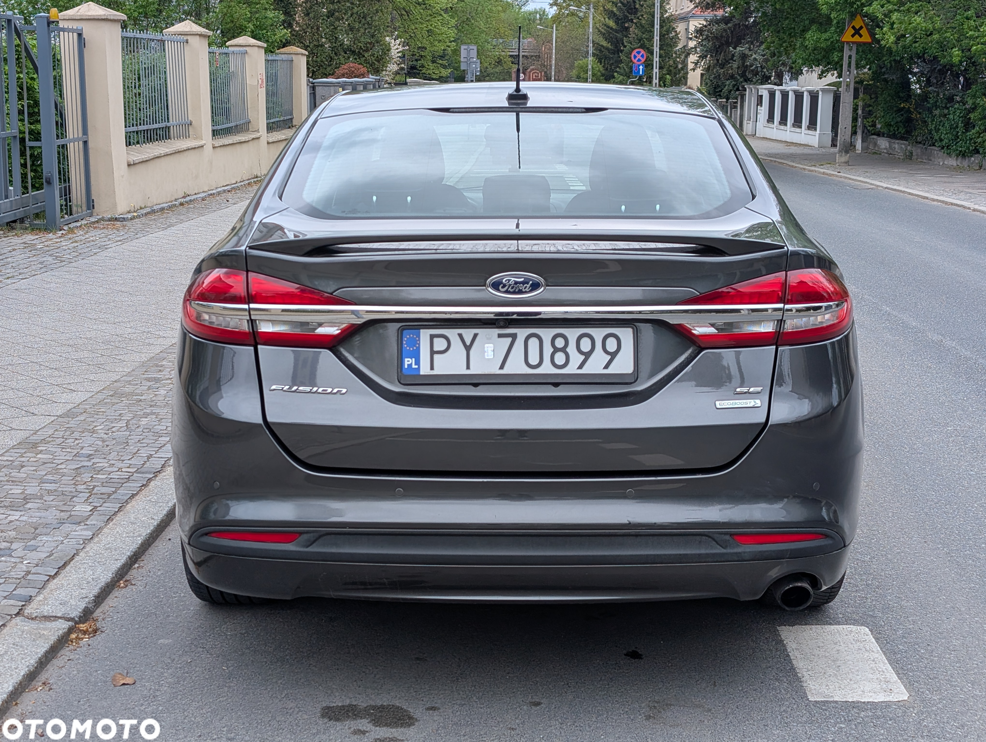 Ford Fusion - 5