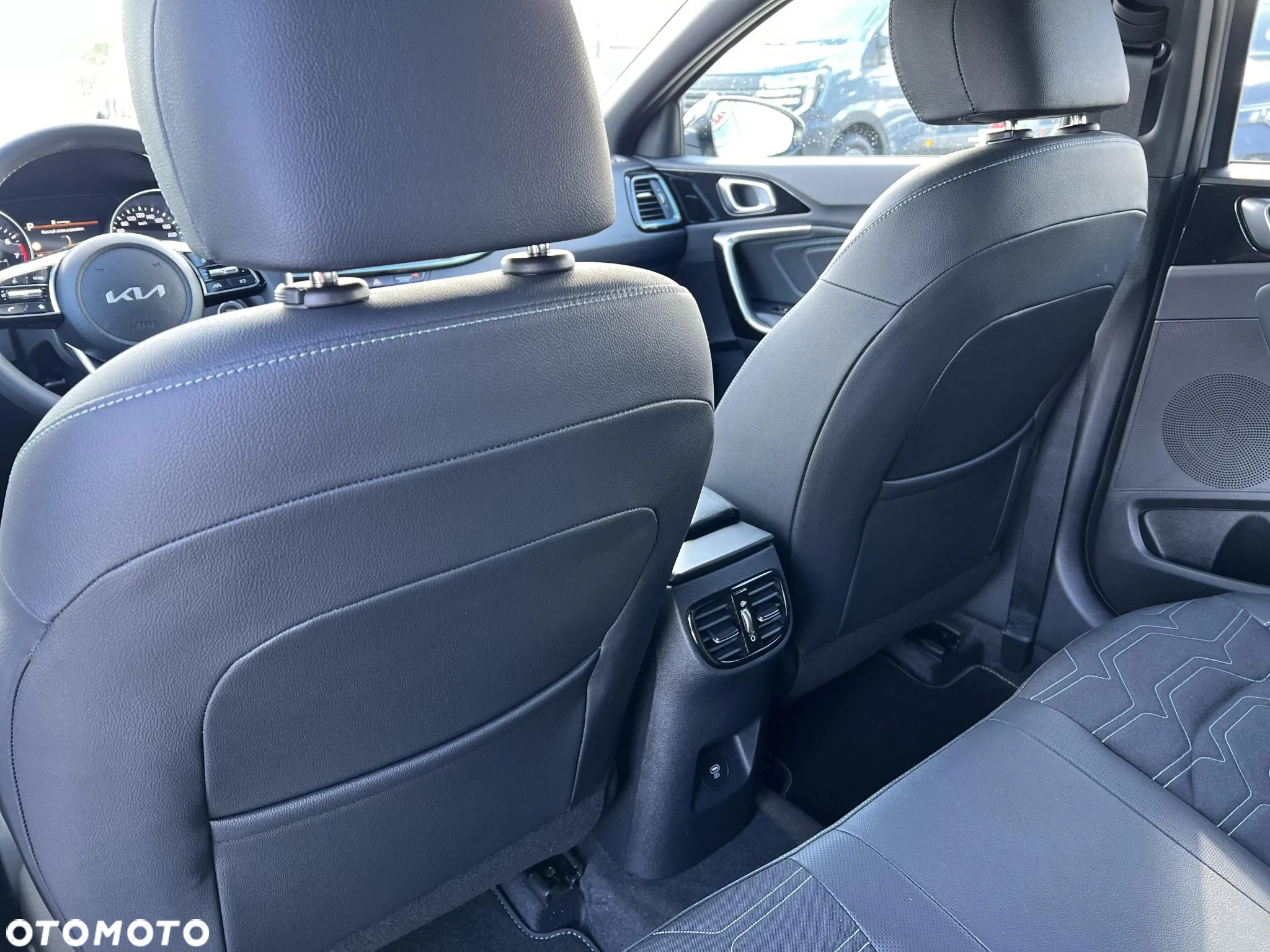 Kia XCeed 1.6 T-GDI Tribute DCT - 15