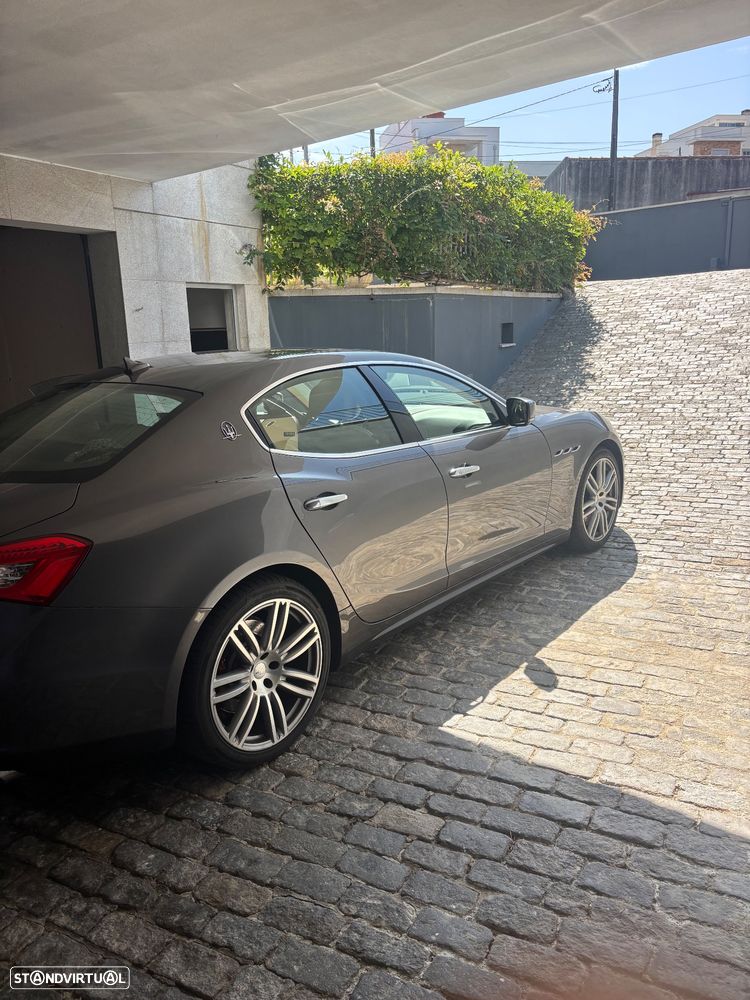 Maserati Ghibli 3.0 V6 - 5