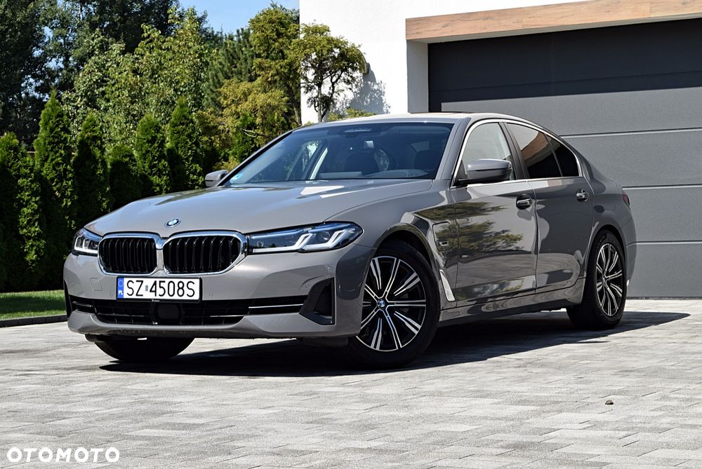 BMW Seria 5 530e Luxury Line sport