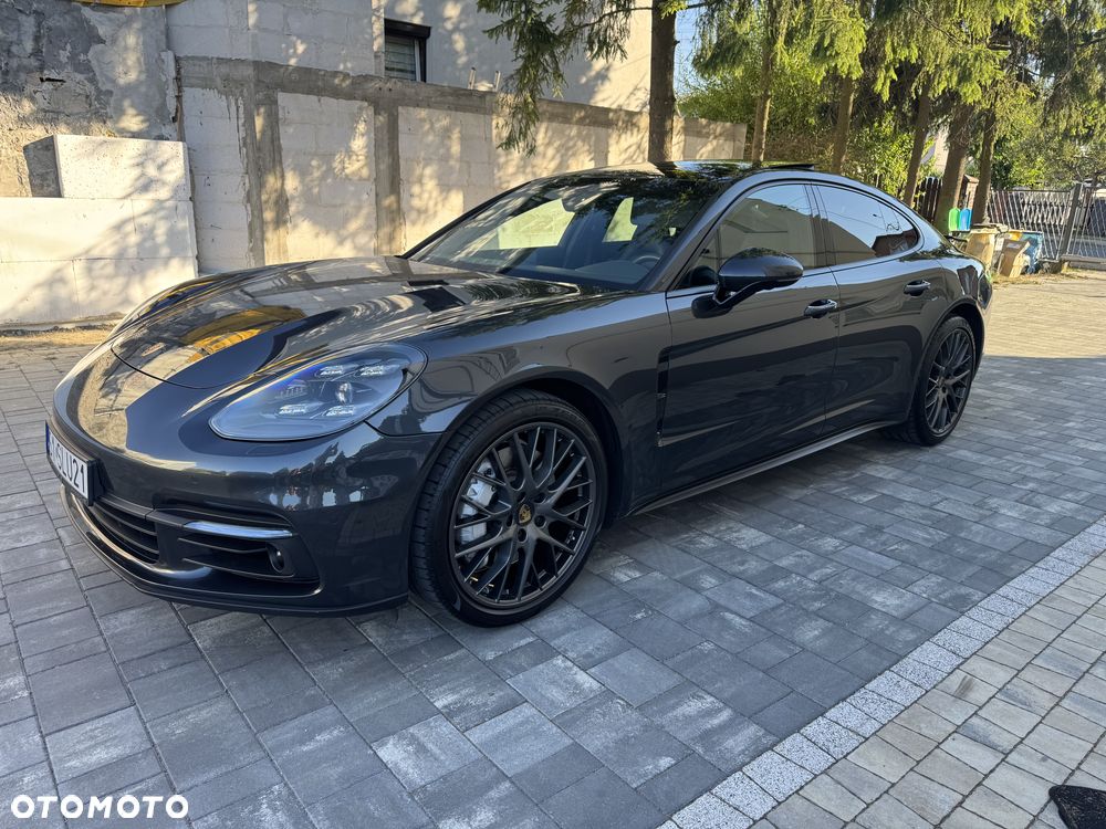 Porsche Panamera 4 - 26