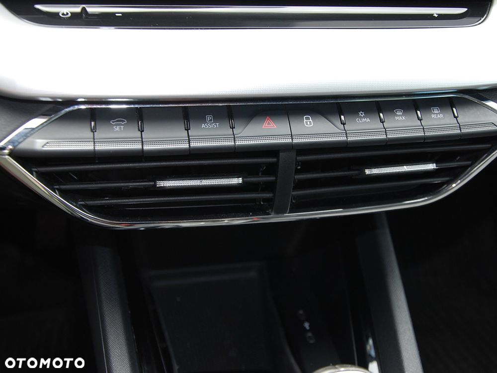 Skoda Octavia 1.5 TSI ACT Style - 11