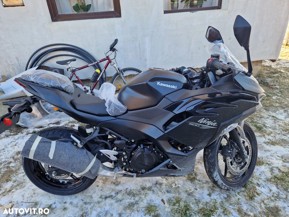 Kawasaki Ninja 500 - 1