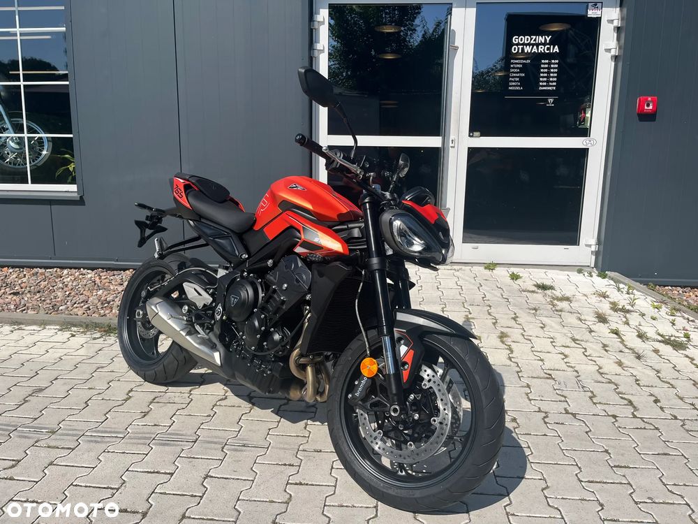 Triumph Street Triple - 2
