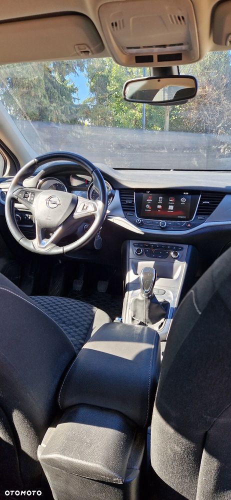 Opel Astra 1.4 T Enjoy - 9