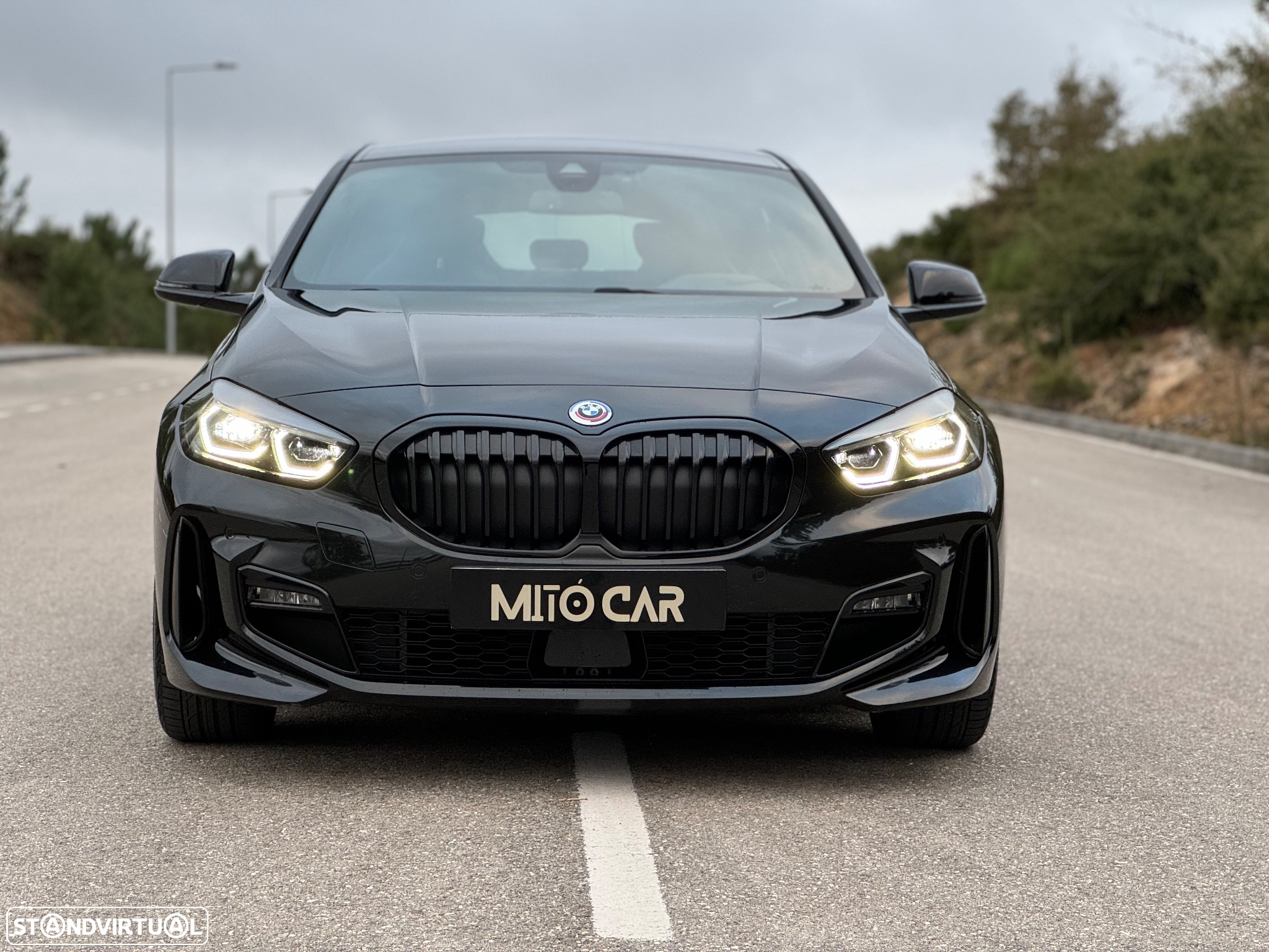 BMW 116 d Pack 50 anos M Auto - 10