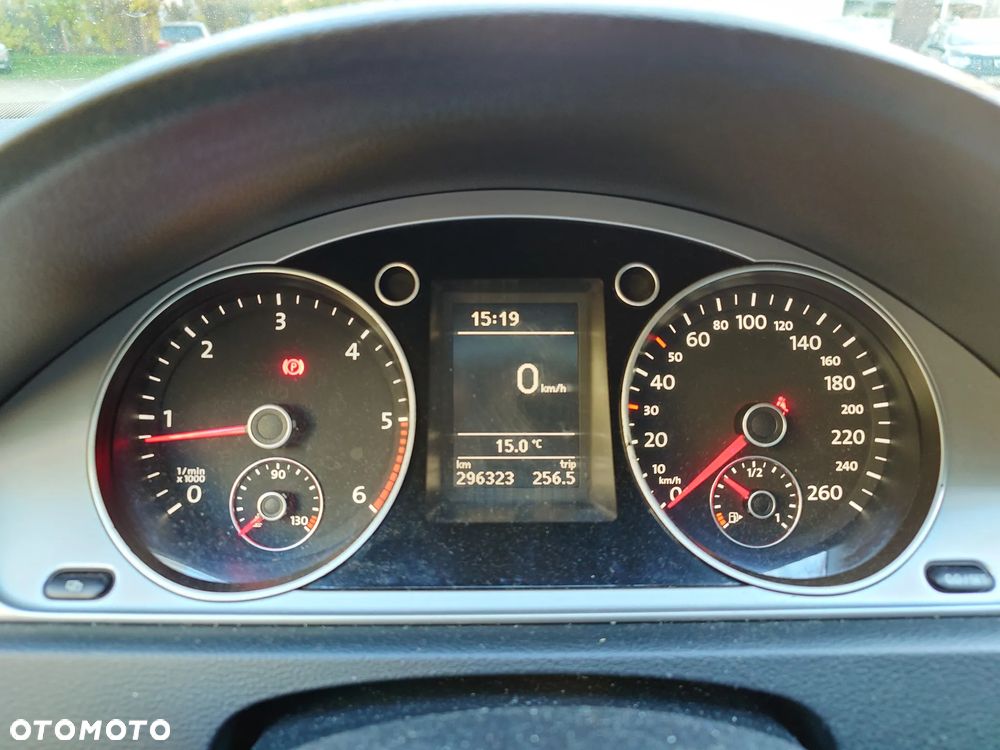 Volkswagen Passat Variant 1.6 TDI BlueMotion Technology Comfortline - 13