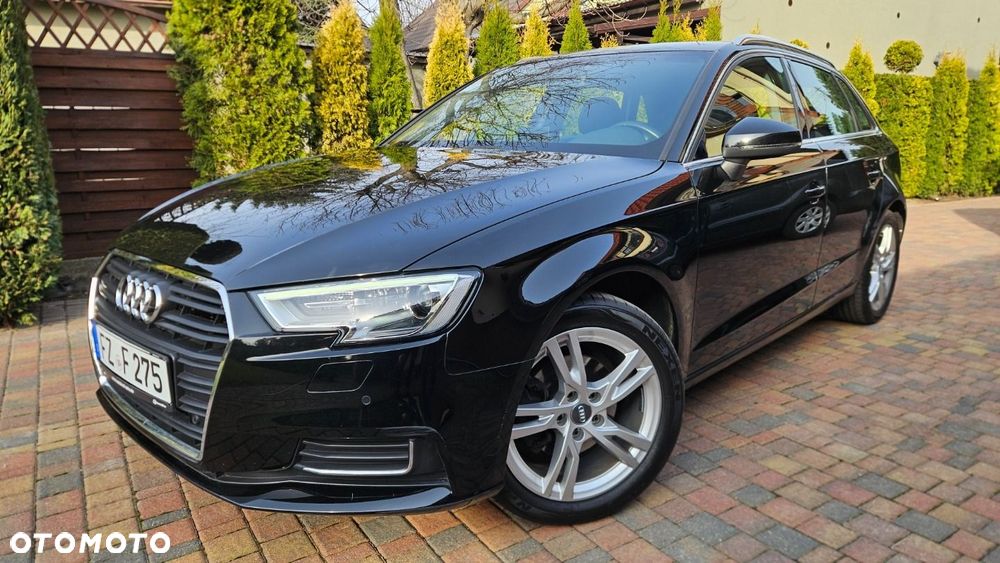 Audi A3 Sportback 1.4 TFSI CoD ultra Attraction - 1