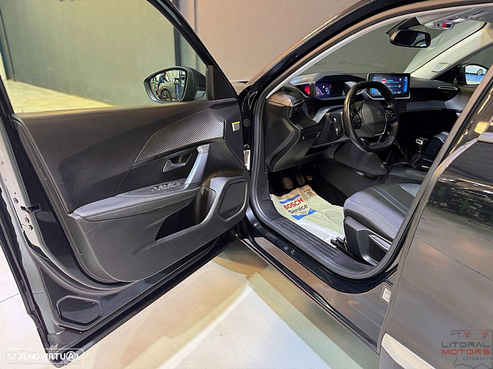Peugeot 2008 1.2 PureTech Allure Pack - 14