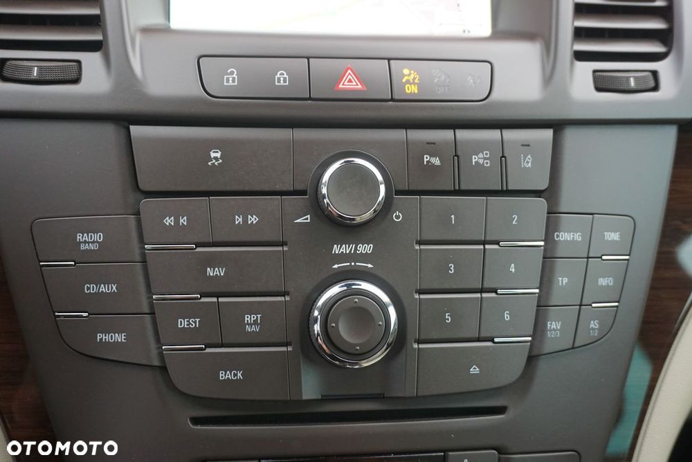 Opel Insignia - 13