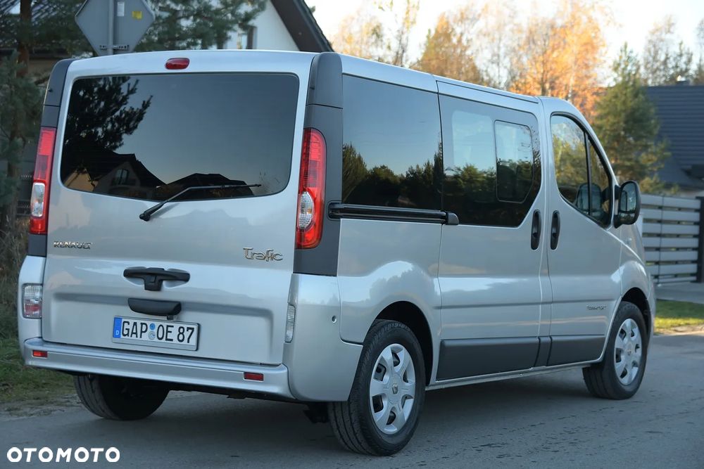 Renault Trafic - 8