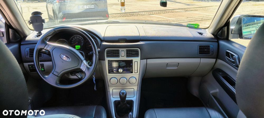 Subaru Forester 2.0 XC Celebration - 2