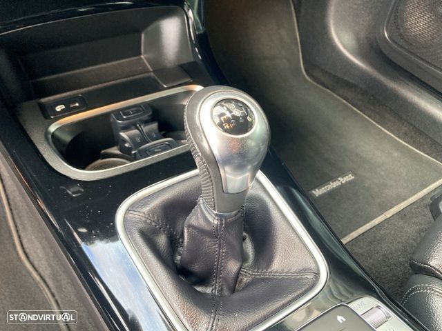 Mercedes-Benz A 180 d Style Plus - 25