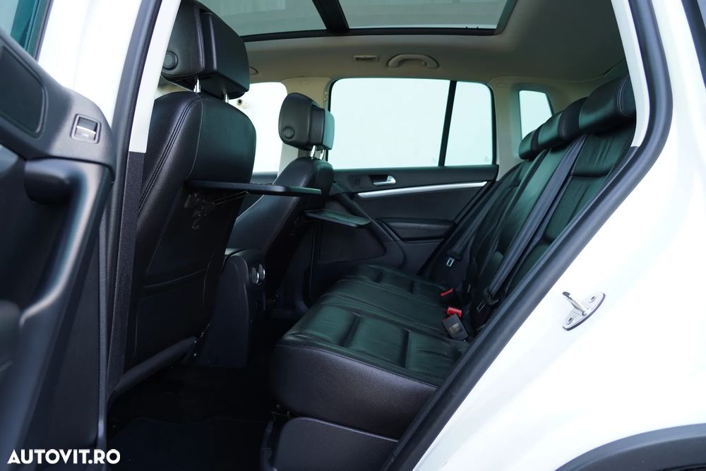 Volkswagen Tiguan - 31