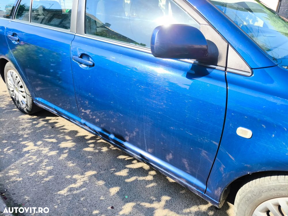 TOYOTA Avensis 2004 — imagine 9