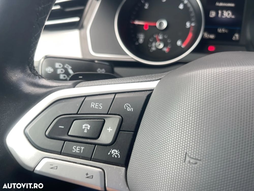 Volkswagen Passat 2.0 TDI DSG Comfortline - 25
