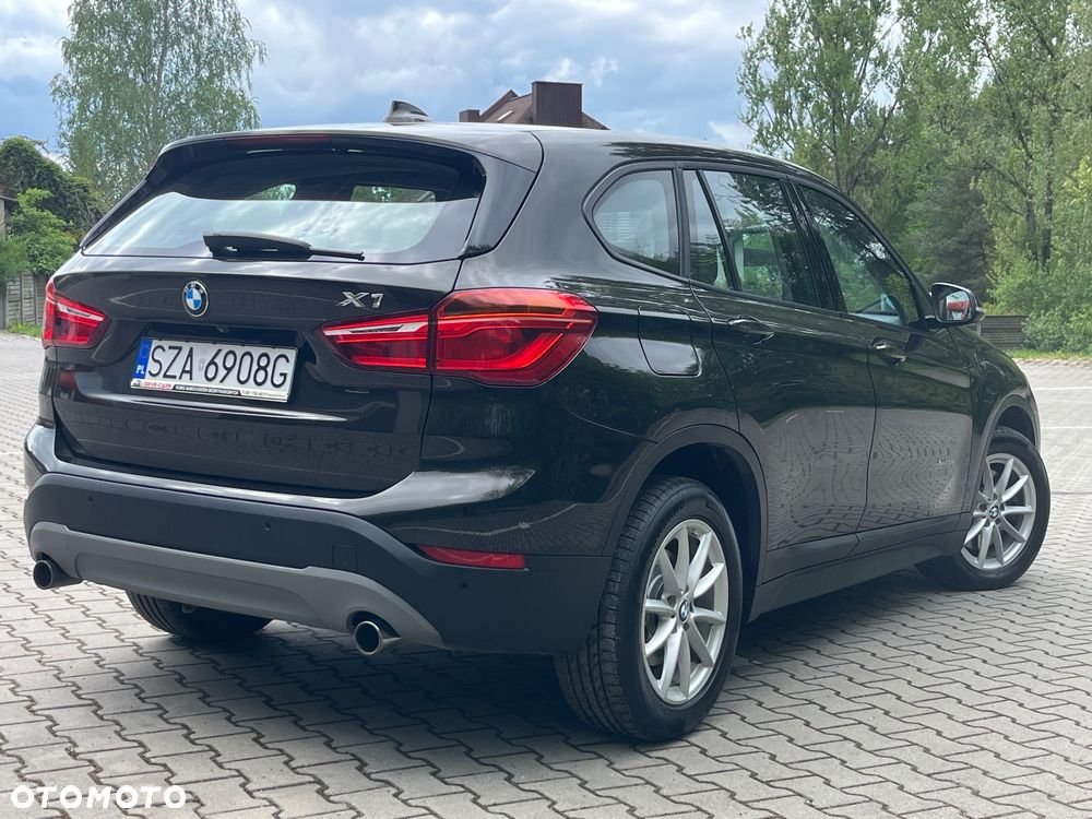 BMW X1 xDrive20i GPF Advantage sport - 25