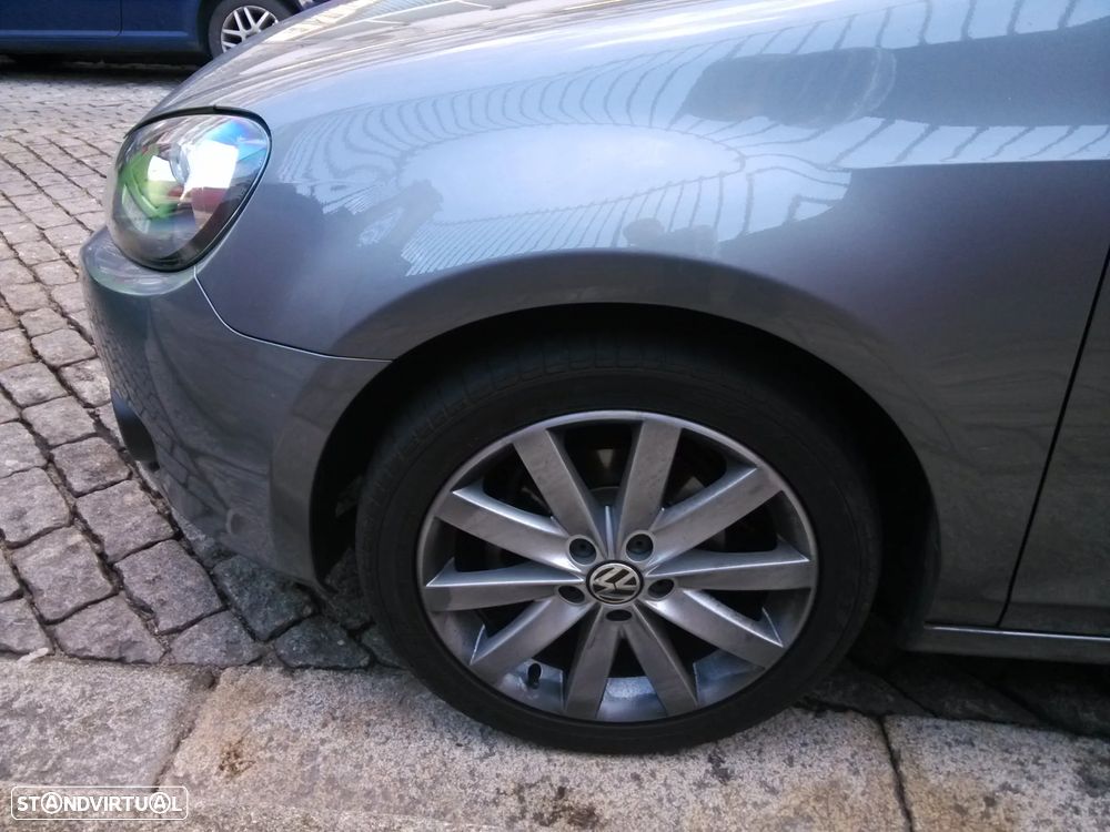 VW Golf 1.6 TDi Highline - 7