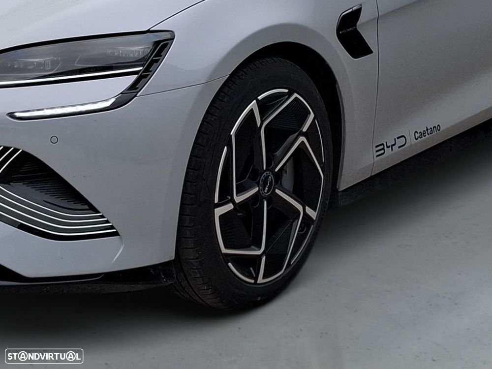 BYD Seal 82.5 kWh Design — fotografia 4