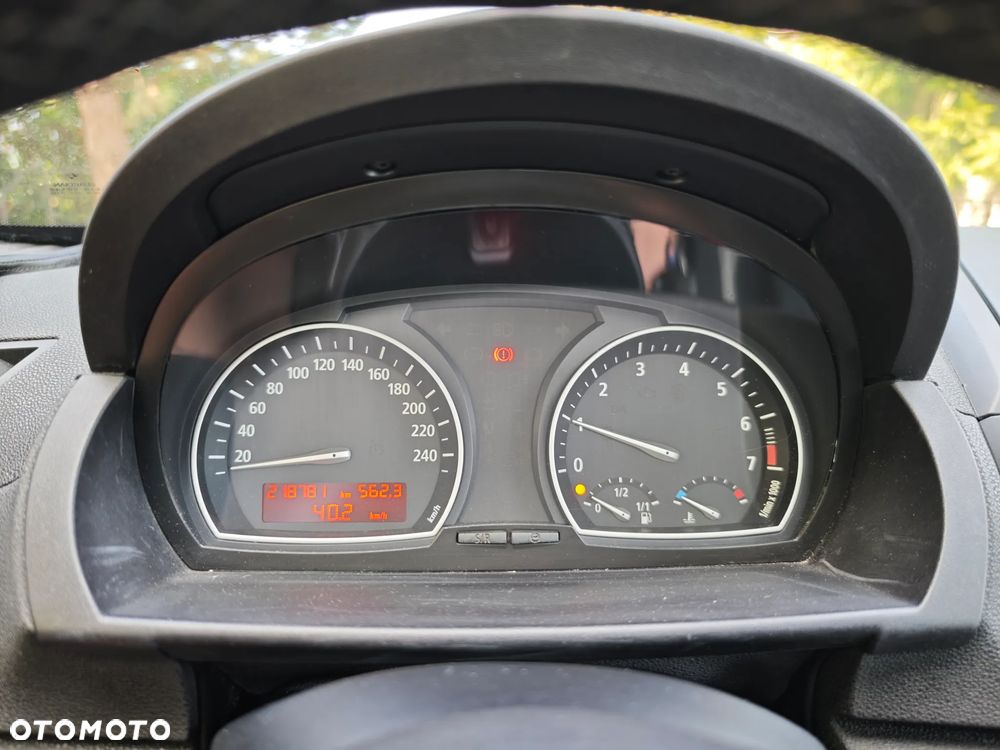 BMW X3 2.0i - 37